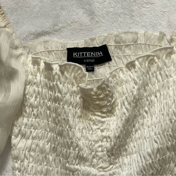 Kittenish top!!! Size XS - Picture 2 of 2